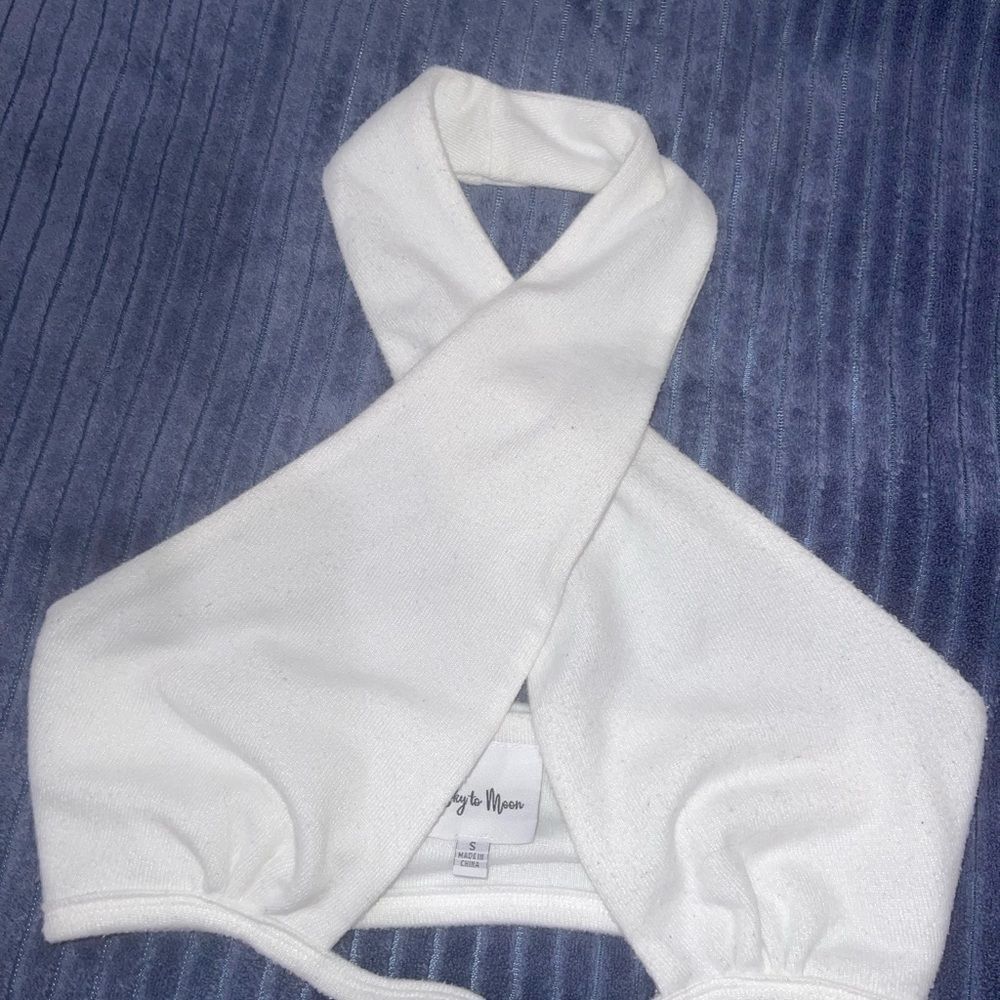 NWOT Sky to Moon White Halter Tie Top - Picture 4 of 6